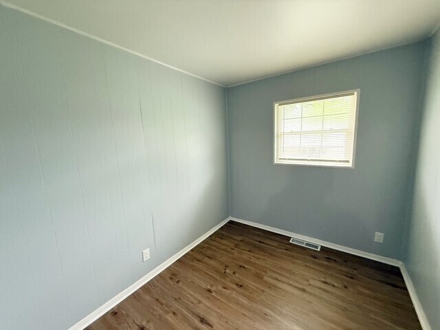 Building Photo - 3153 Normandy Rd