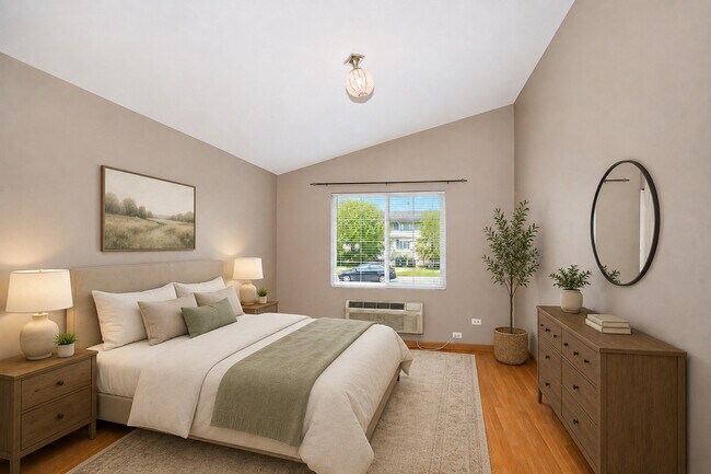 Building Photo - 1623 Silverstone Dr
