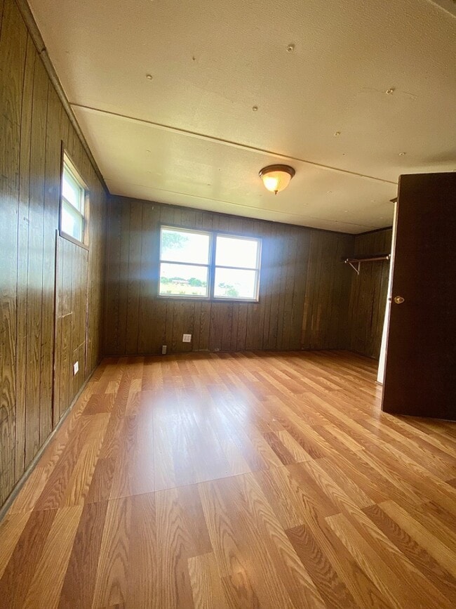 Building Photo - 150 Private Road 1610