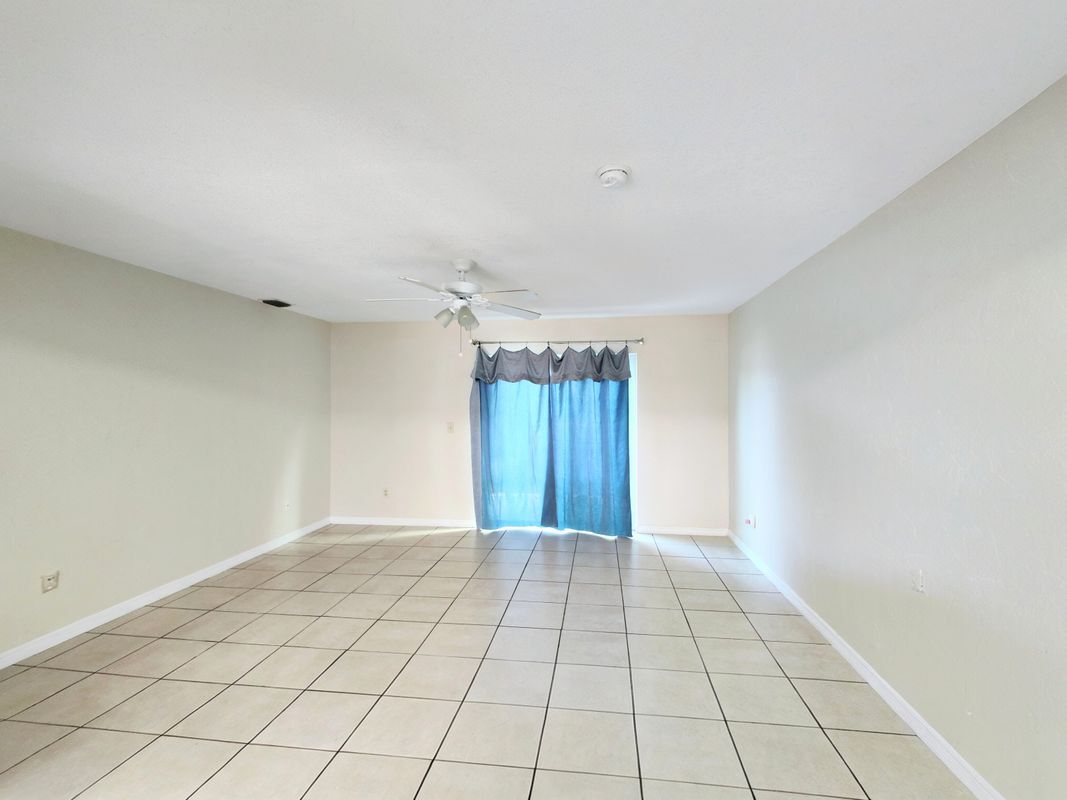 Building Photo - 175 Yorktowne Dr