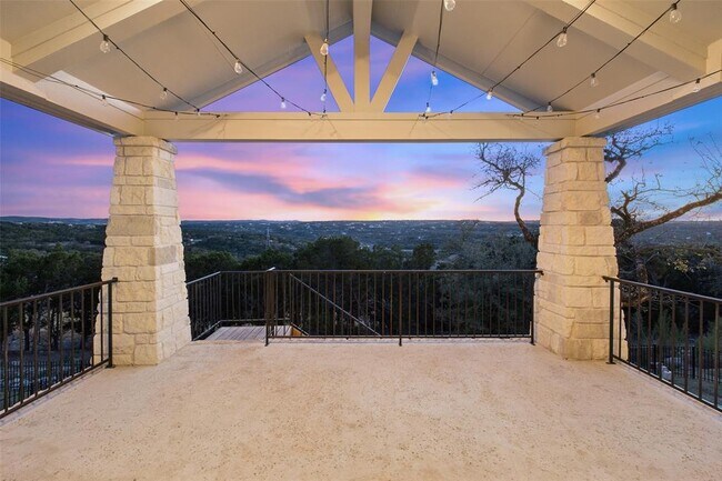 Building Photo - 2610 Sunset Vista Cir