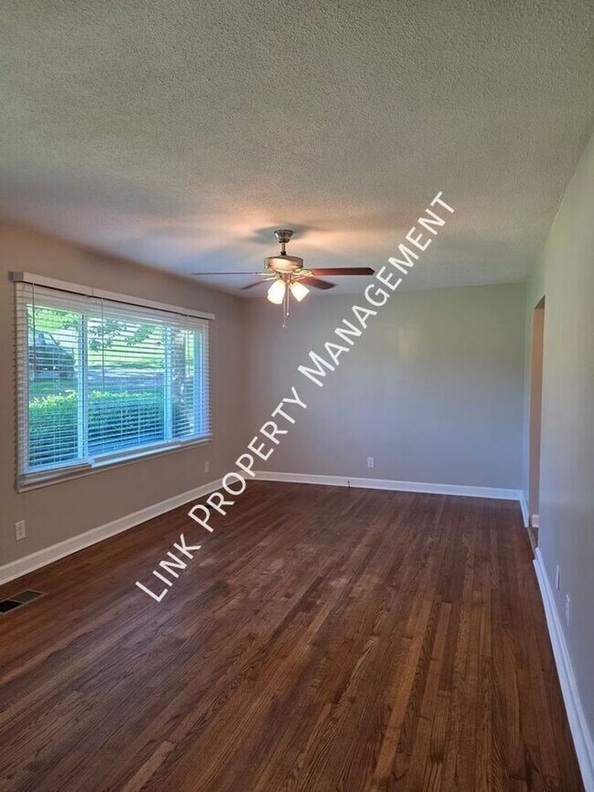 Building Photo - Available Now – Spacious 4 Bedroom Home in Ringgold for Only $1,695/Month!