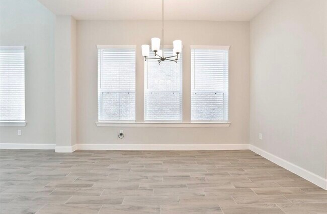 Building Photo - 2206 Bridgeport Path Dr