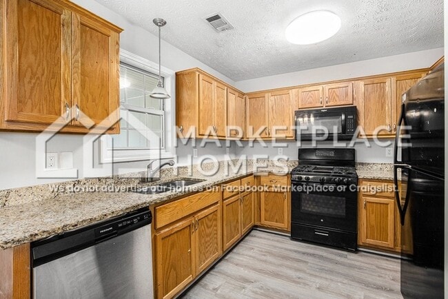 Building Photo - 211 Calico Loop