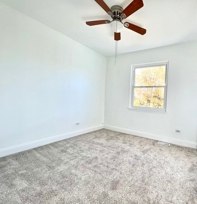 Building Photo - 1373 Cimarron Ct