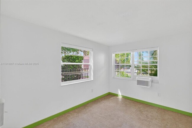 Building Photo - 345 Michigan Ave