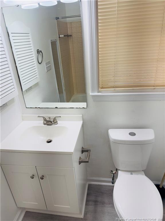 Building Photo - 551 Farmview Dr