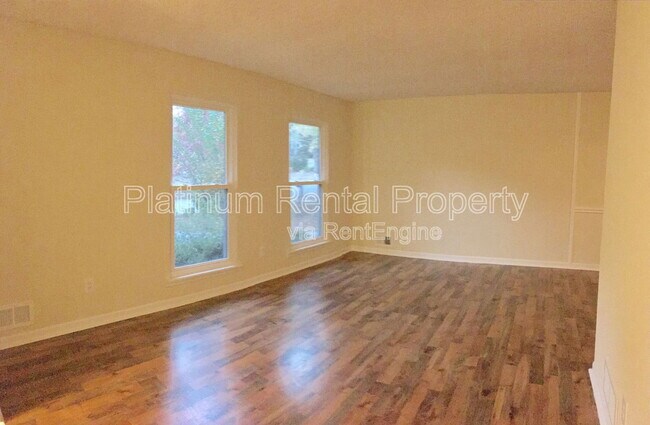 Building Photo - 9775 Loblolly Ln