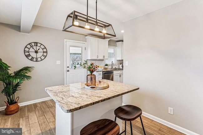 Building Photo - 7 Cedar Bluff Ct