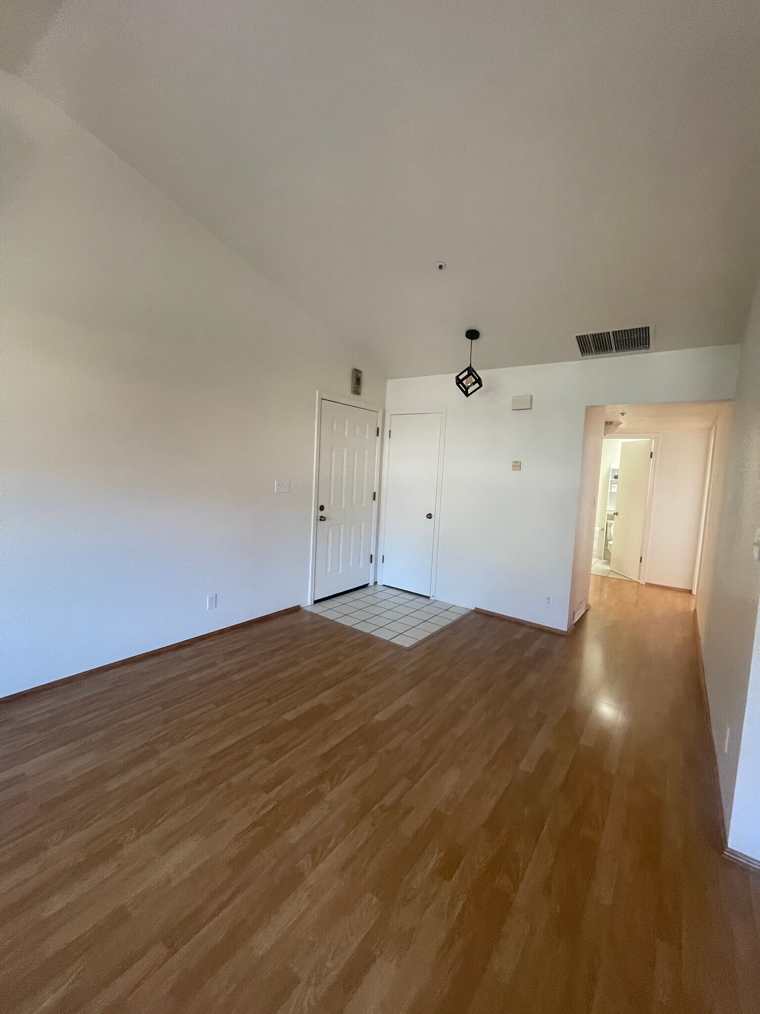 Entrance - 1026 San Luis Cir