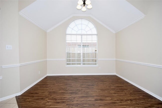 Building Photo - 2231 Oak Sand Dr