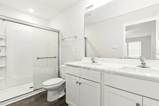 Building Photo - 336 Mazzeo Dr