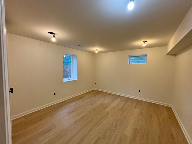 Building Photo - 7743 Highgate Pl