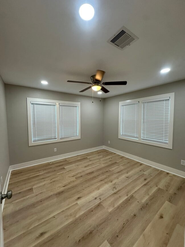 Building Photo - 8223 Wallis St