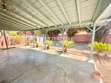 Building Photo - Move-In Ready 3 Bed Home | New Floors, Big...
