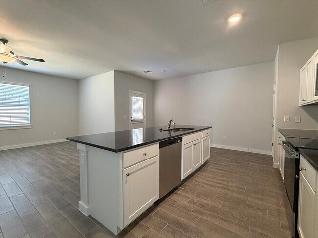 Building Photo - 17371 Lantana Loop