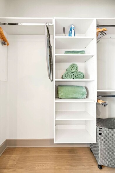 Building Photo - 777 11th St NW