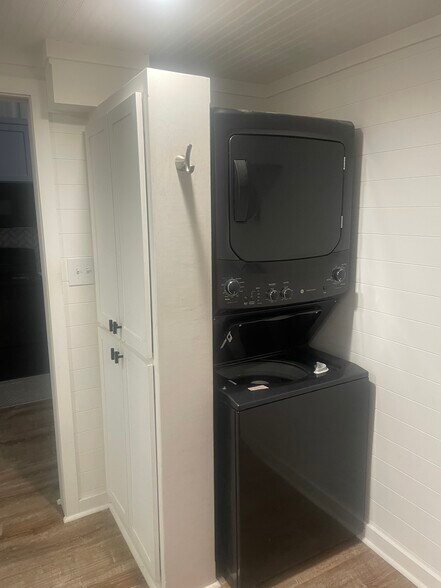 Building Photo - 151 County Road 369