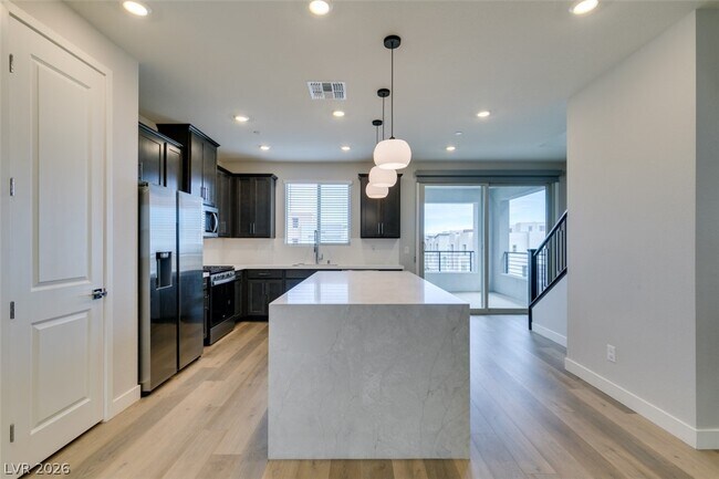 Building Photo - 11568 Ashy Storm Ave