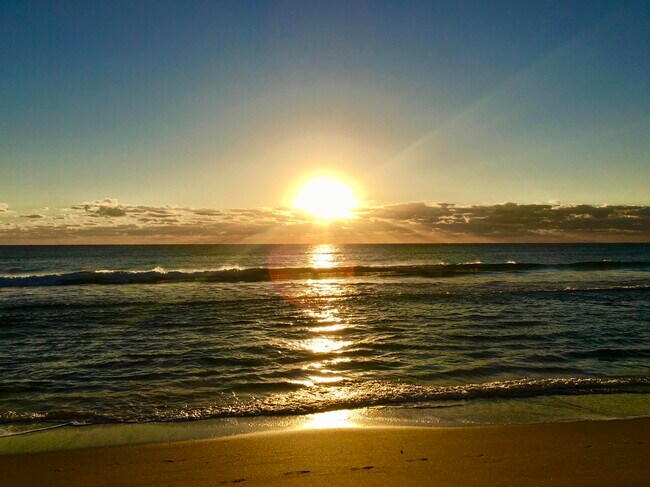 Building Photo - 3215 S Ocean Blvd