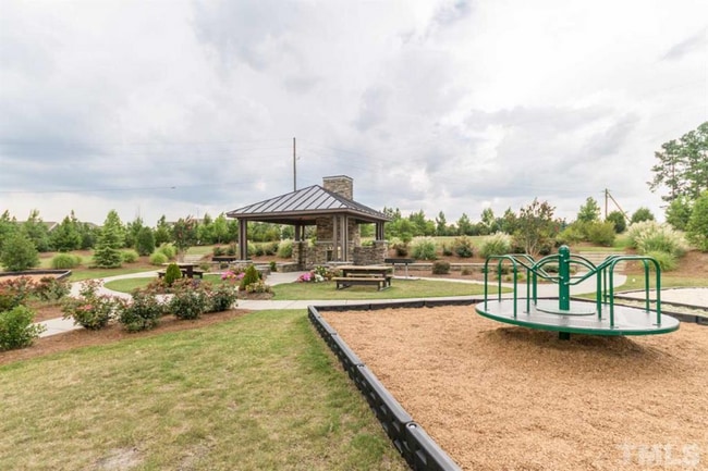 Building Photo - 4106 Vallonia Dr