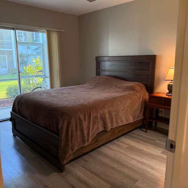 Building Photo - 4500 N Flagler Dr