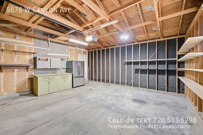 Building Photo - 5876 W Canyon Ave
