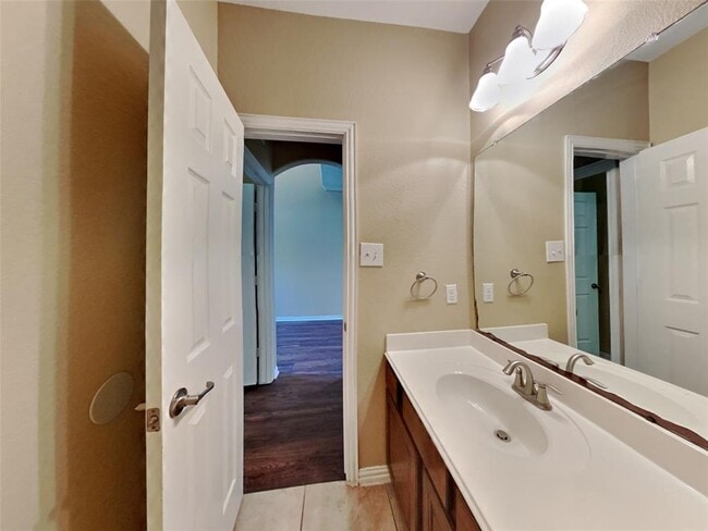 Building Photo - 13826 McKinney Creek Ln