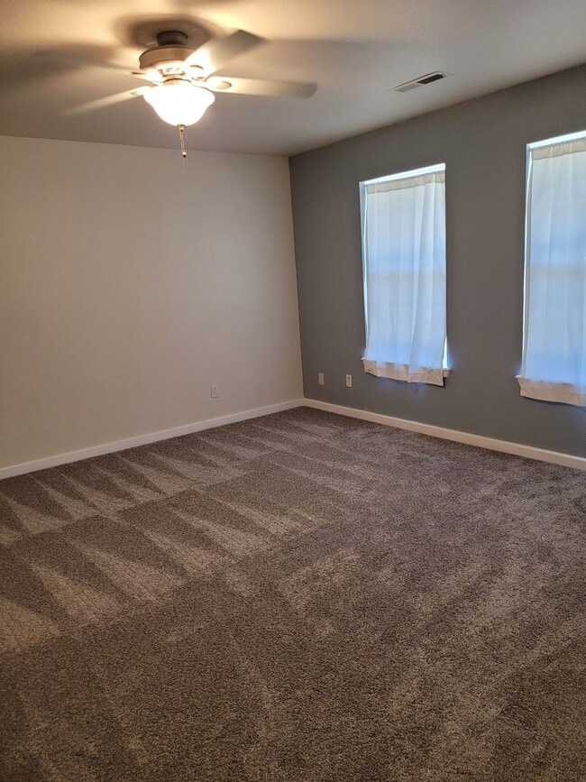 Building Photo - Beautiful 4BR/3Ba Home in Susanville CA  3420 Sq Feet