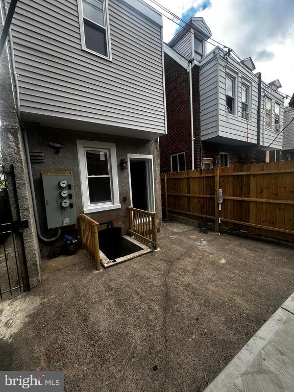 Building Photo - 1551 Church St