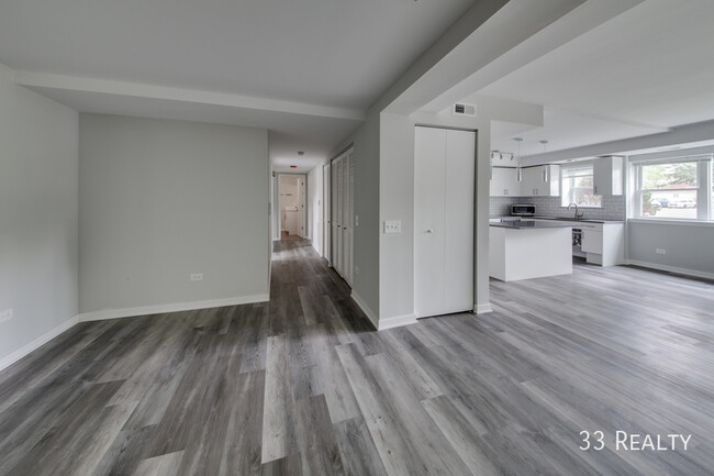 Building Photo - 530 N Walnut Ave