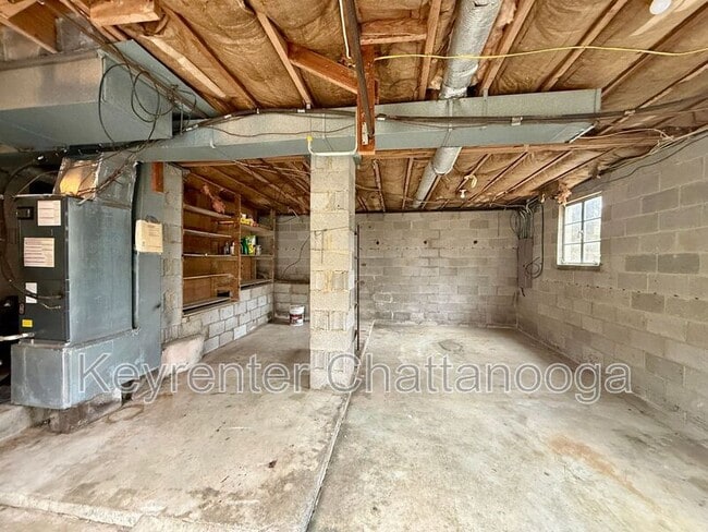 Building Photo - 1010 Summer St