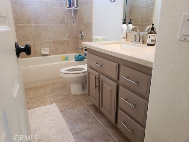 Building Photo - 58011 Hidden Gold Dr