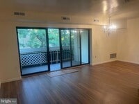 Building Photo - 6135 Leesburg Pike