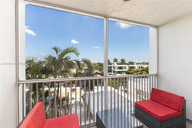 Building Photo - 1391 S Ocean Blvd