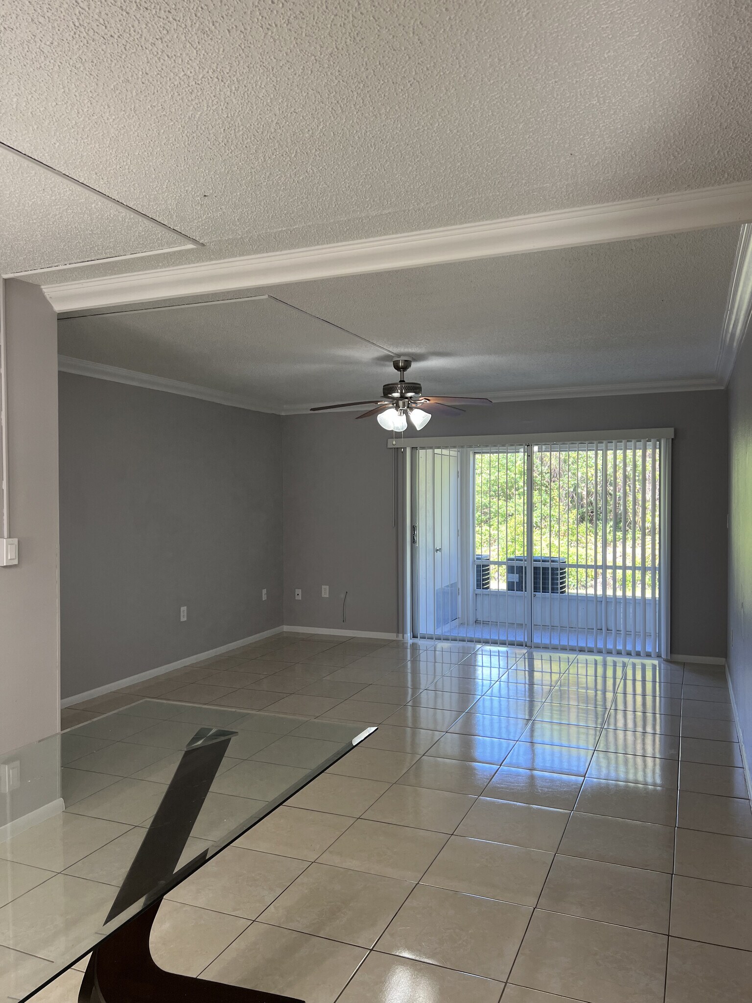 Main living space - 1135 Southdale Rd