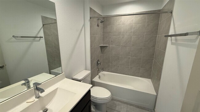 Building Photo - 28930 Yampa Mill Ln