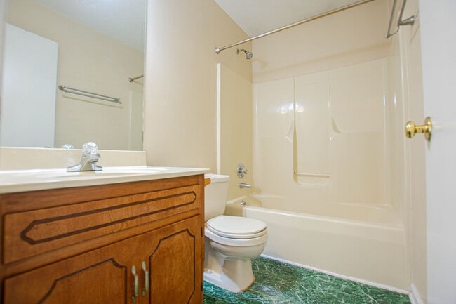 Building Photo - Three Bedroom with Unfinished Basement!