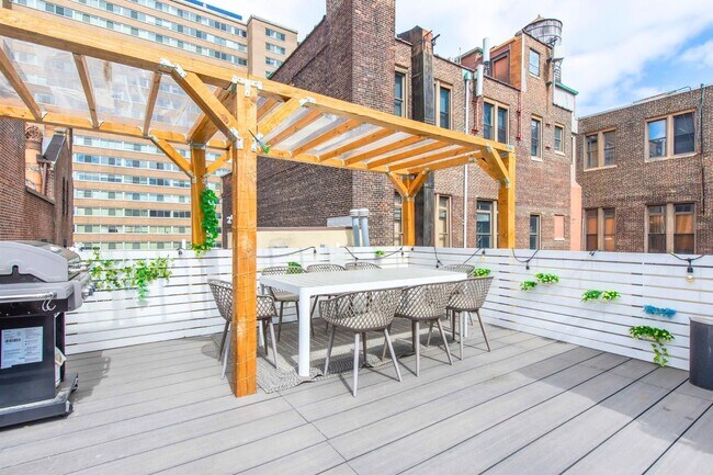 Building Photo - 81 Montgomery St