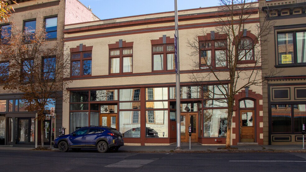 Building Photo - 423 W 1st Ave