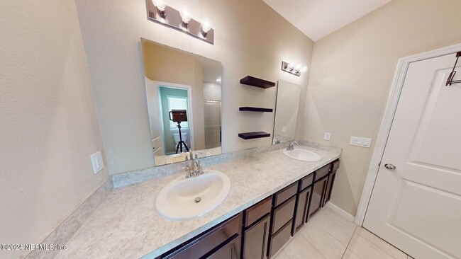 Building Photo - 5538 Kellar Cir