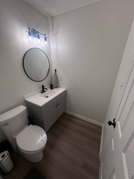 Building Photo - 8052 Intervale Way