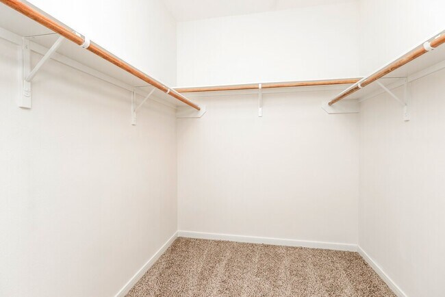 Building Photo - 29050 Village Creek Loop