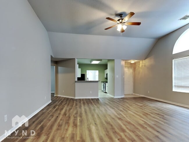 Building Photo - 15403 Hickory Dale St