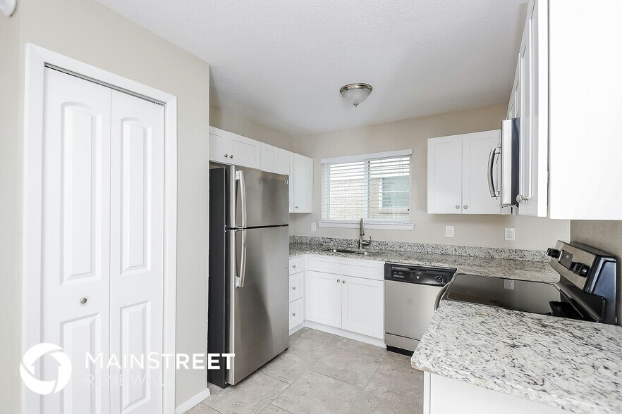 Building Photo - 1006 Bunn Dr