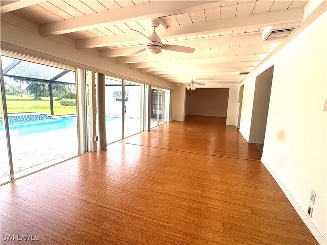 Building Photo - 675 Wedge Dr