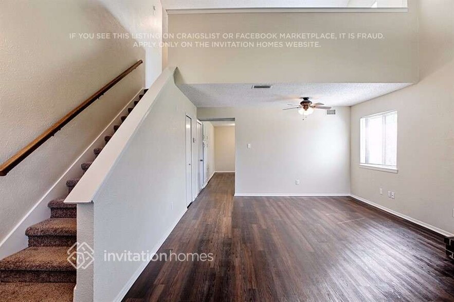 Building Photo - 1716 Delaford Pl