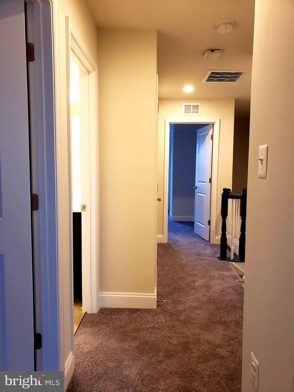 Building Photo - 3639 Duckhorn Way