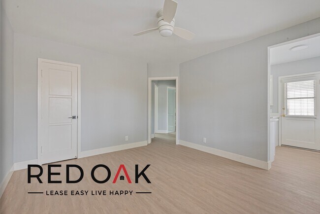 Building Photo - 1847 21st St