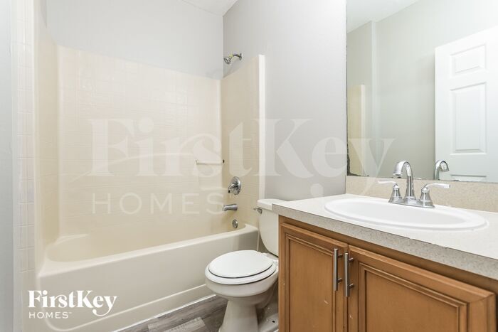 Building Photo - 651 Cotulla Dr